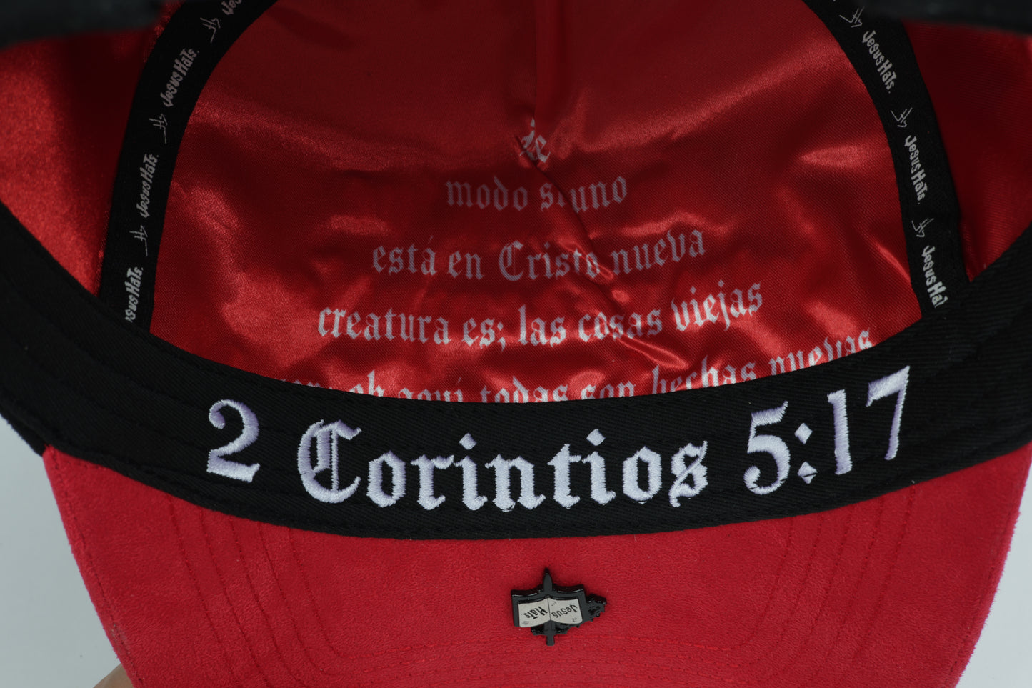 Efesios 1:7 · Red/Black (Rojo con Negro Tela/Gamuza)