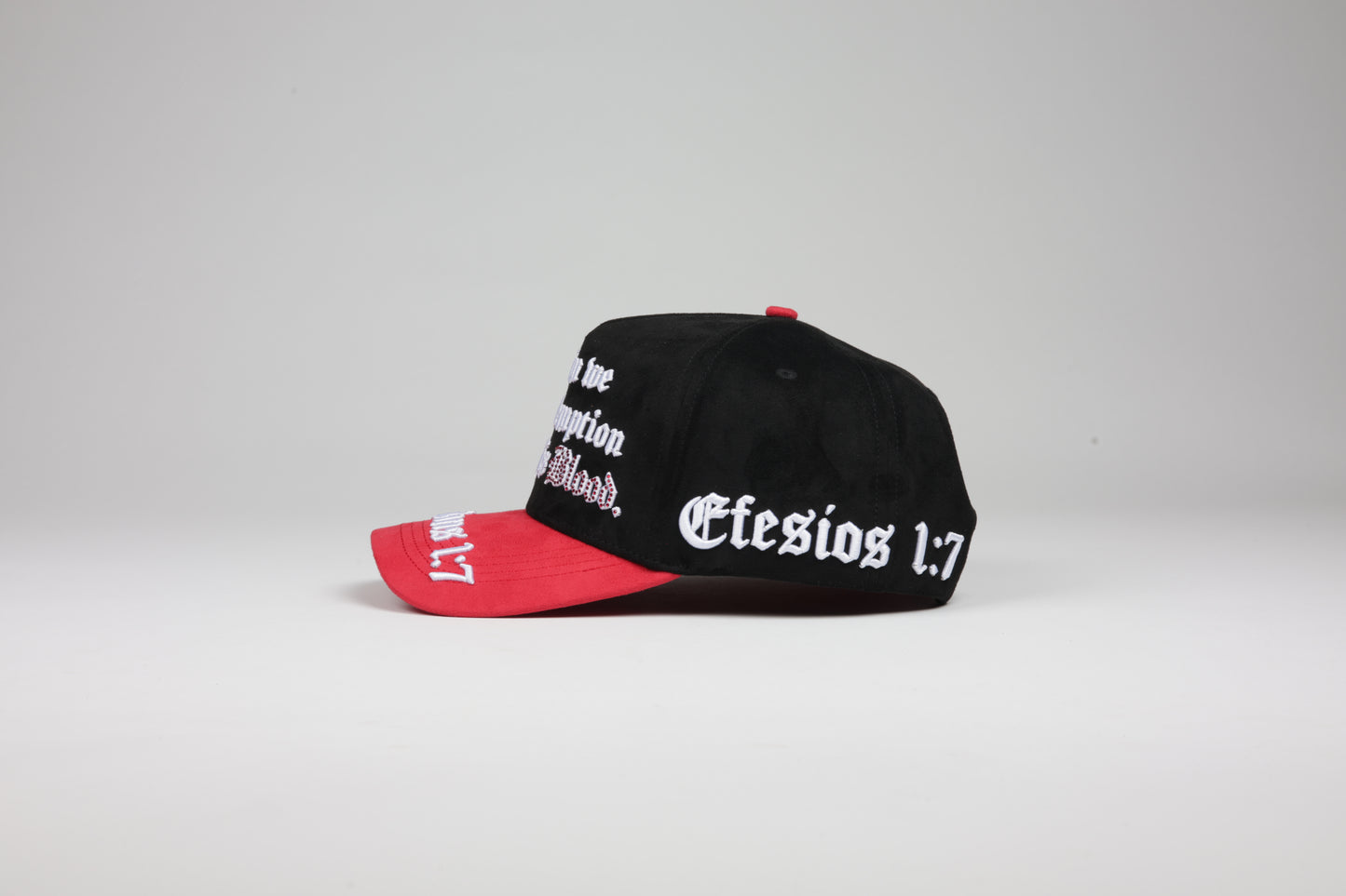 Efesios 1:7 · Black/Red (Negro con Rojo Gamuza Premuim)